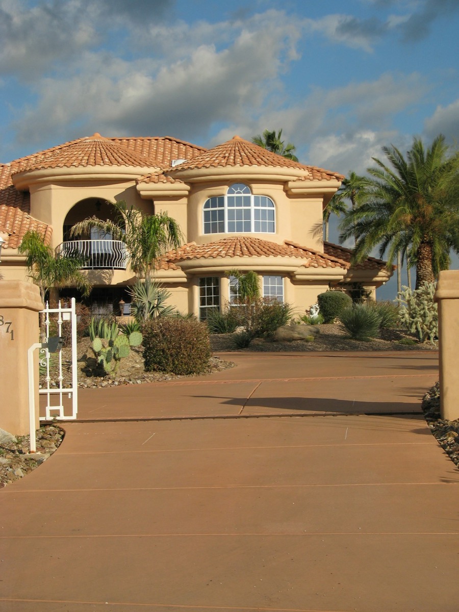Family Villa with Garden in Baabda